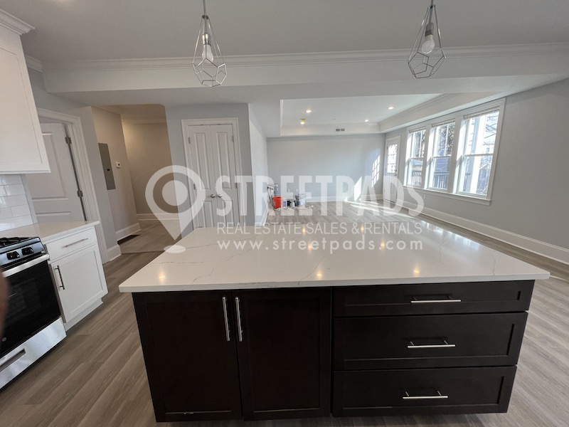 100 Brooks St, Brighton