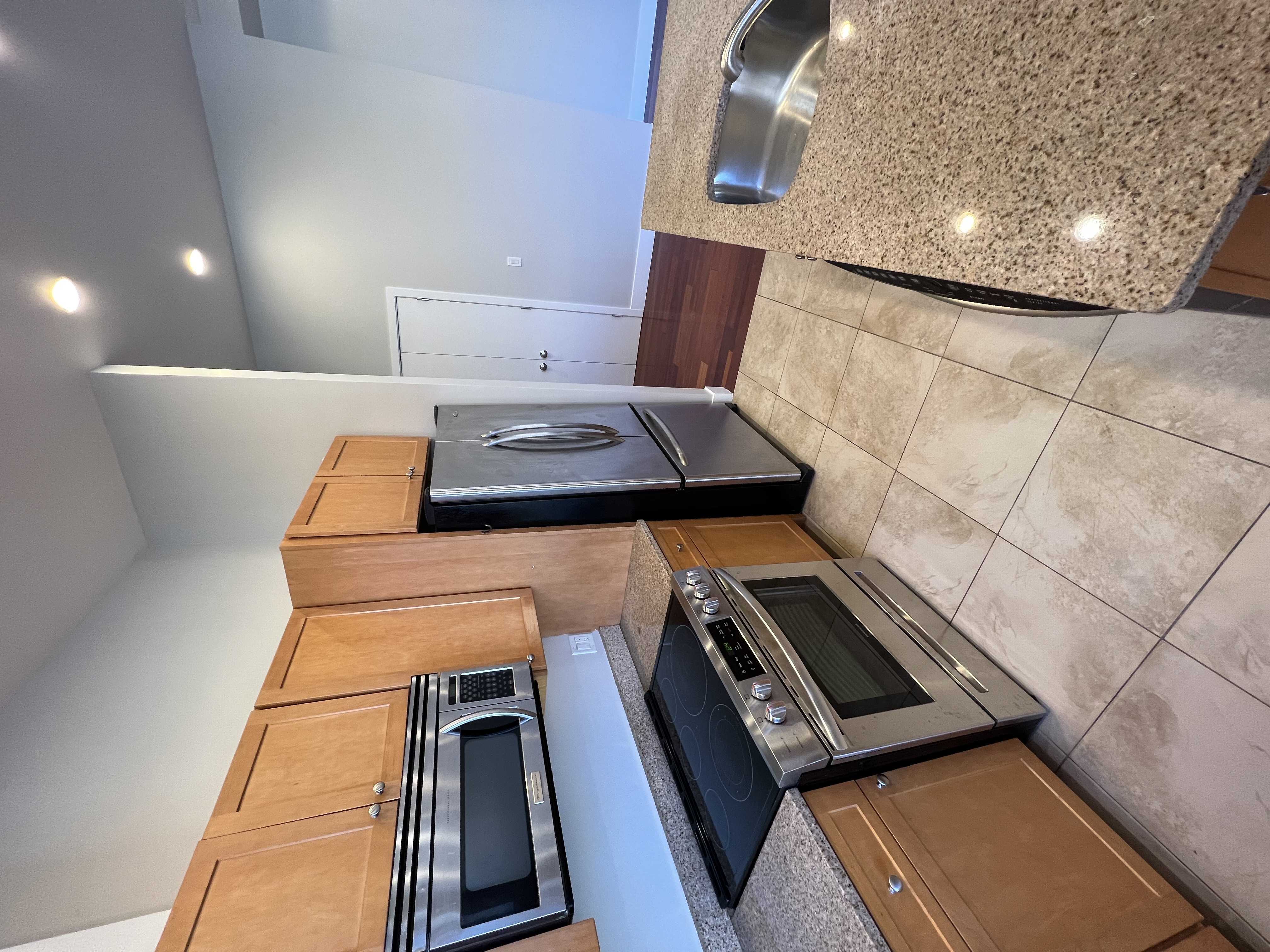 520 520 Harrison Ave, South End