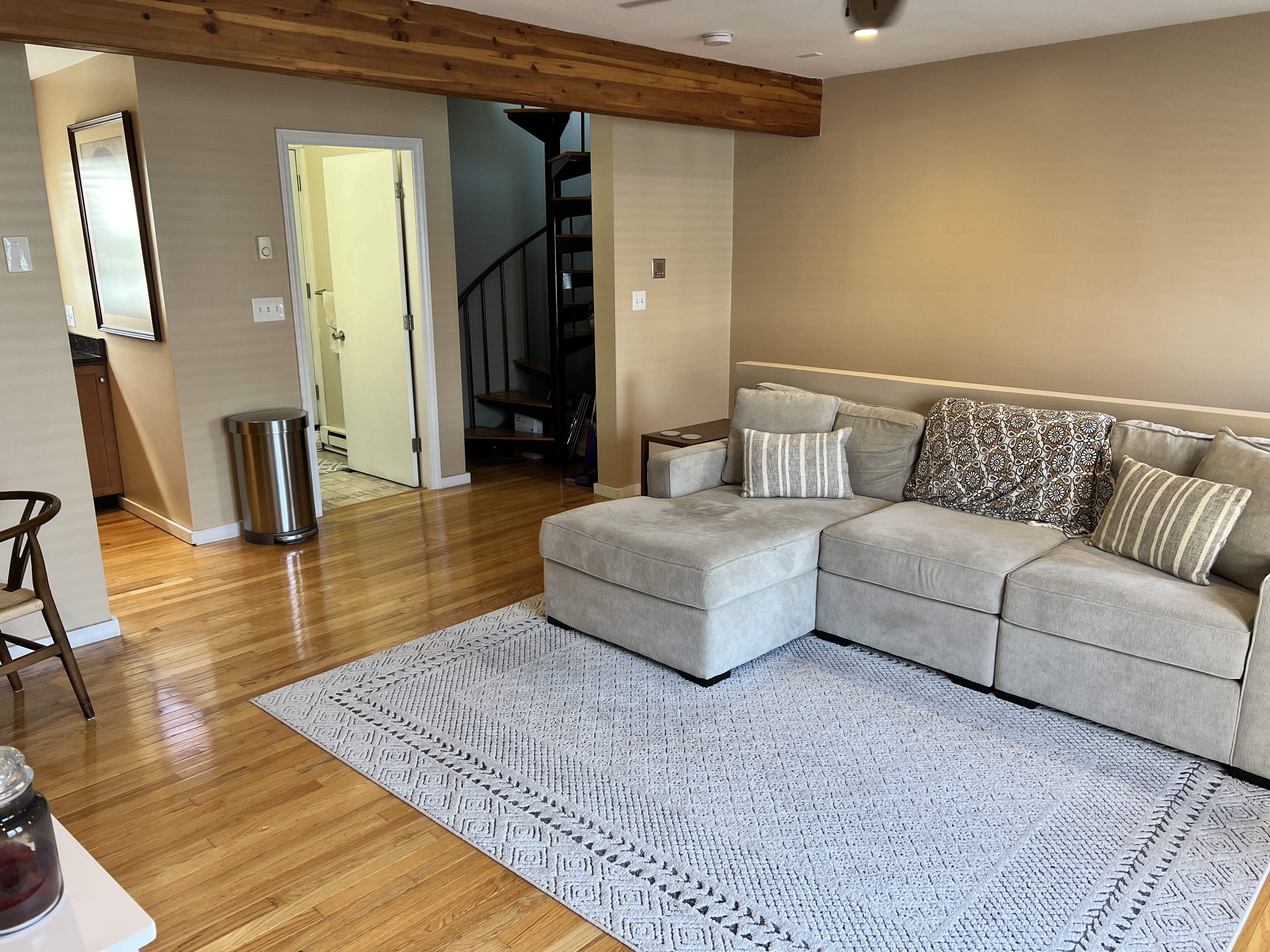 5 Winthrop St, Charlestown