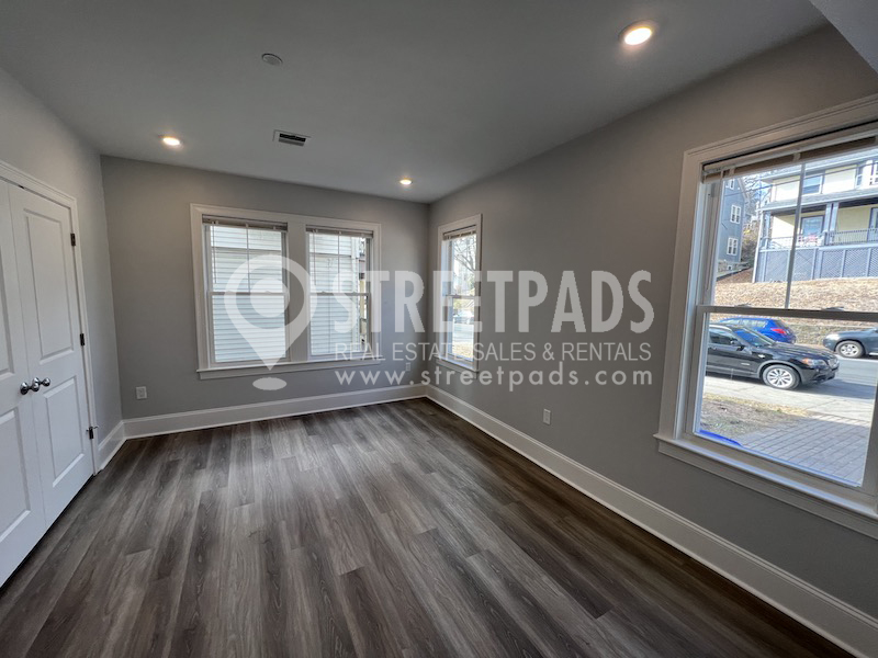 100 Brooks St, Brighton