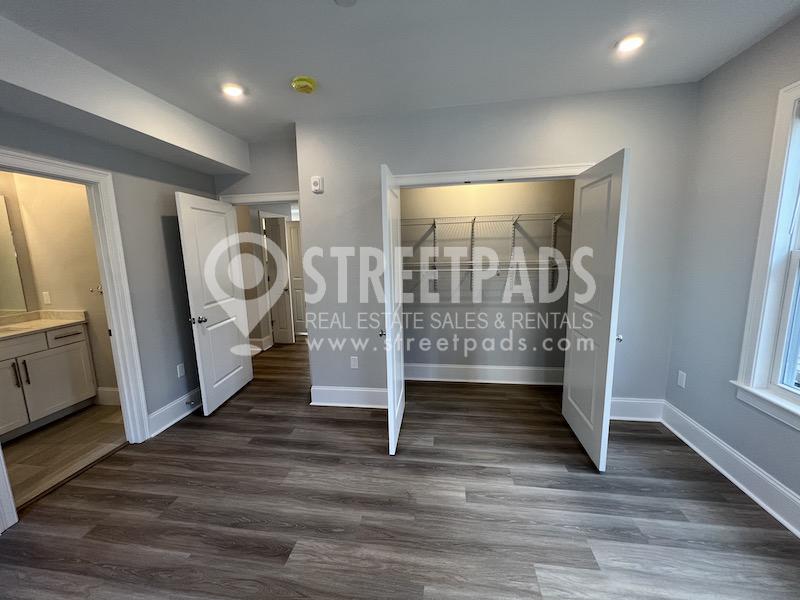 100 Brooks St, Brighton