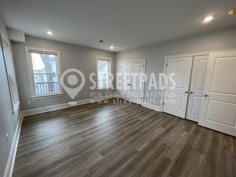 100 Brooks St, Brighton