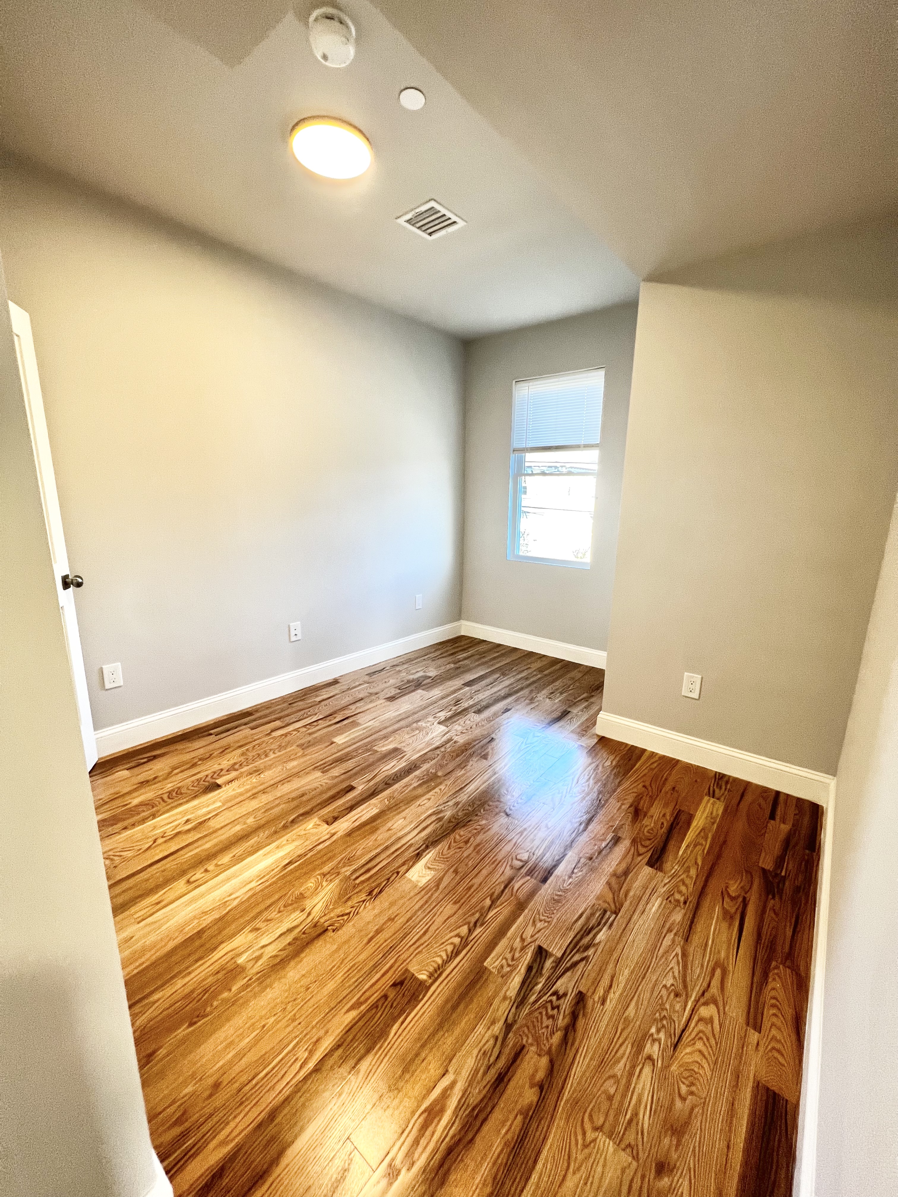 149 Crescent St, Waltham