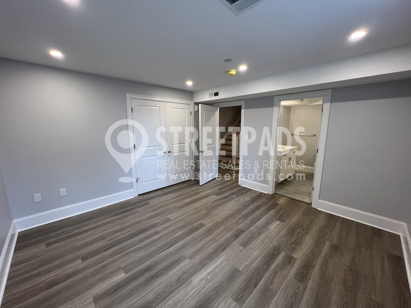 100 Brooks St, Brighton