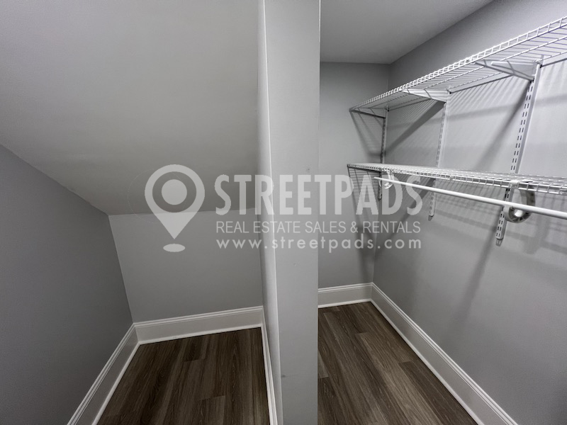 100 Brooks St, Brighton