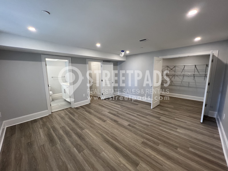 100 Brooks St, Brighton