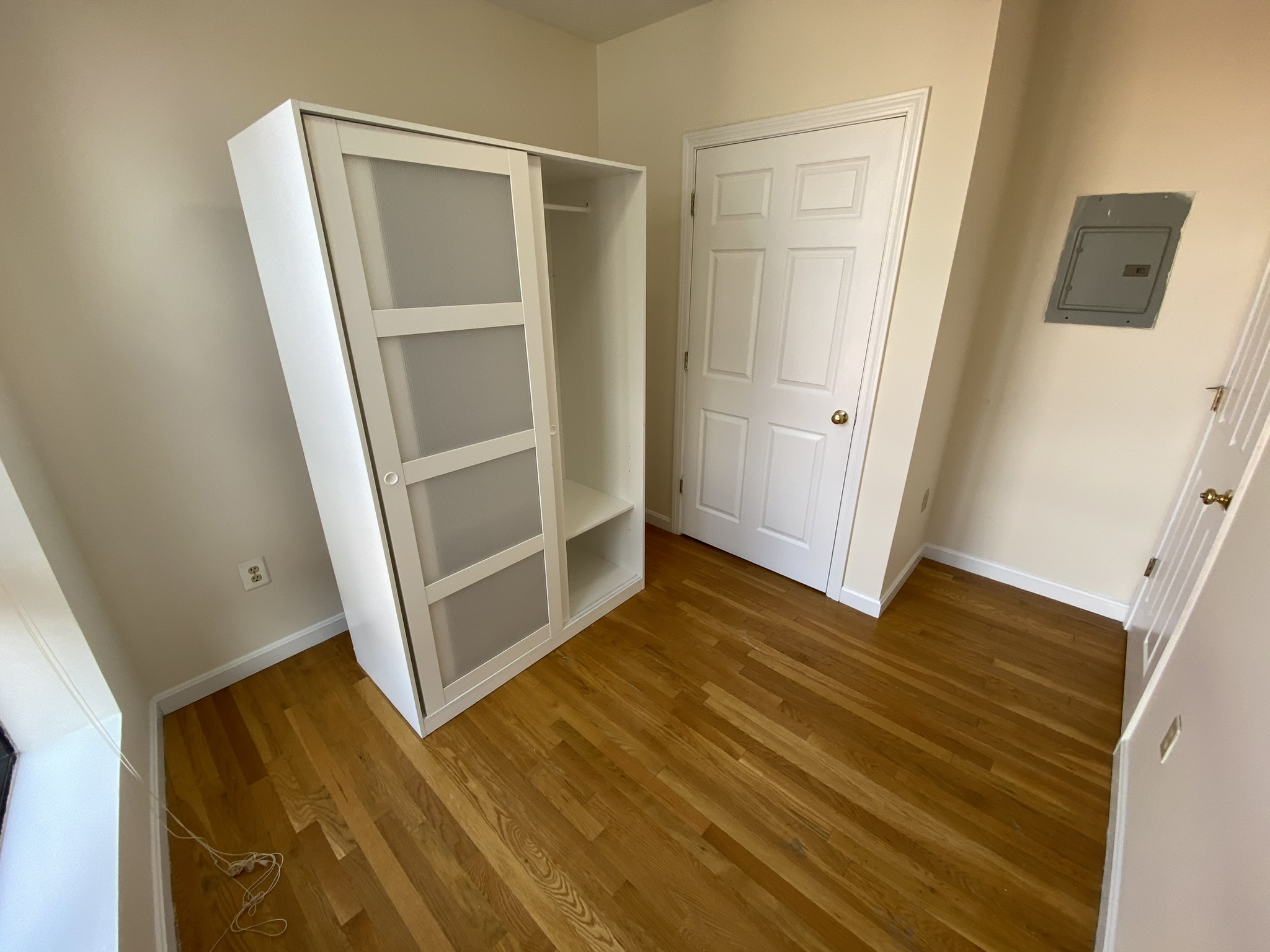 81 Essex St, Chinatown