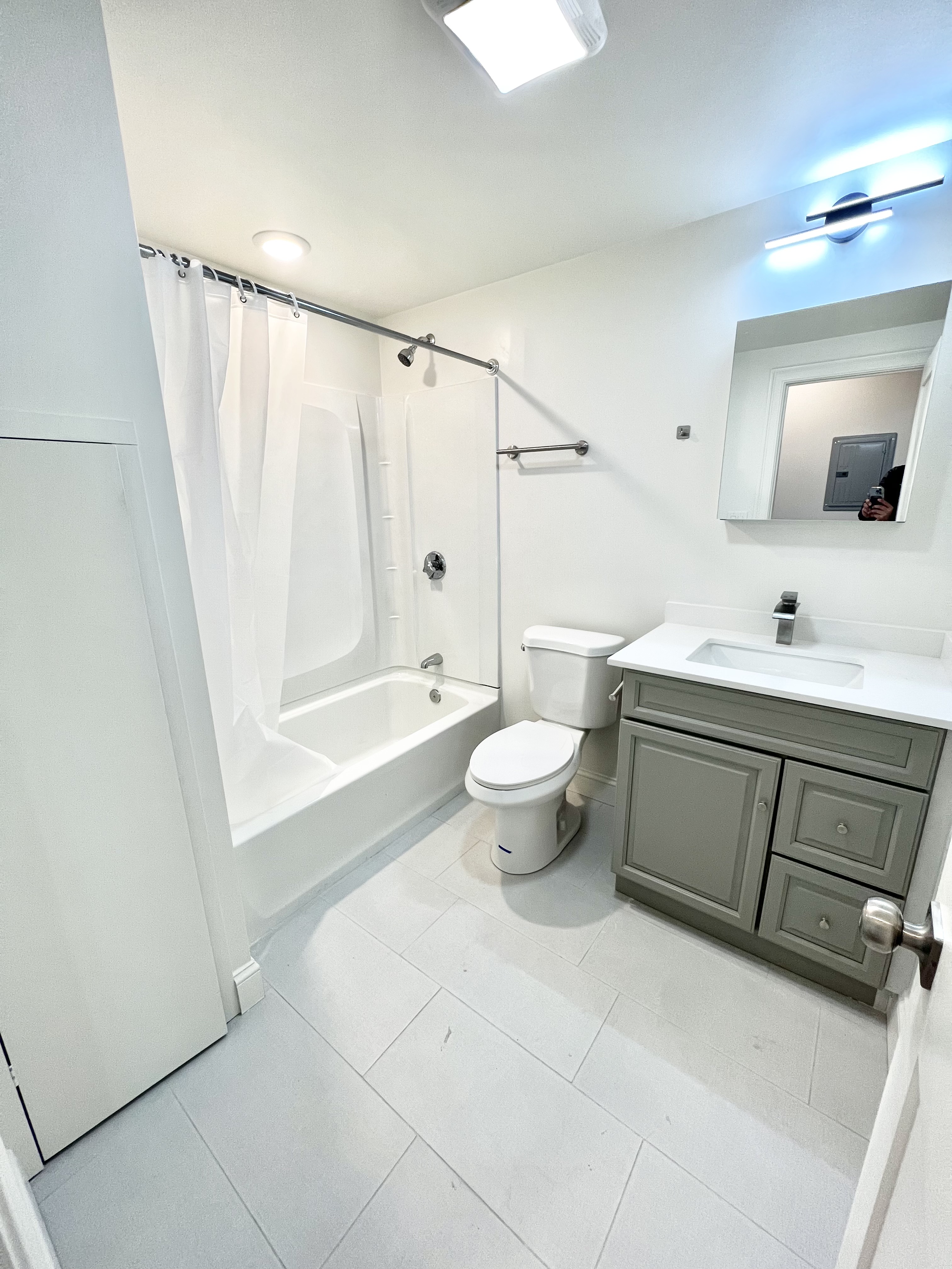 149 Crescent St, Lakeview