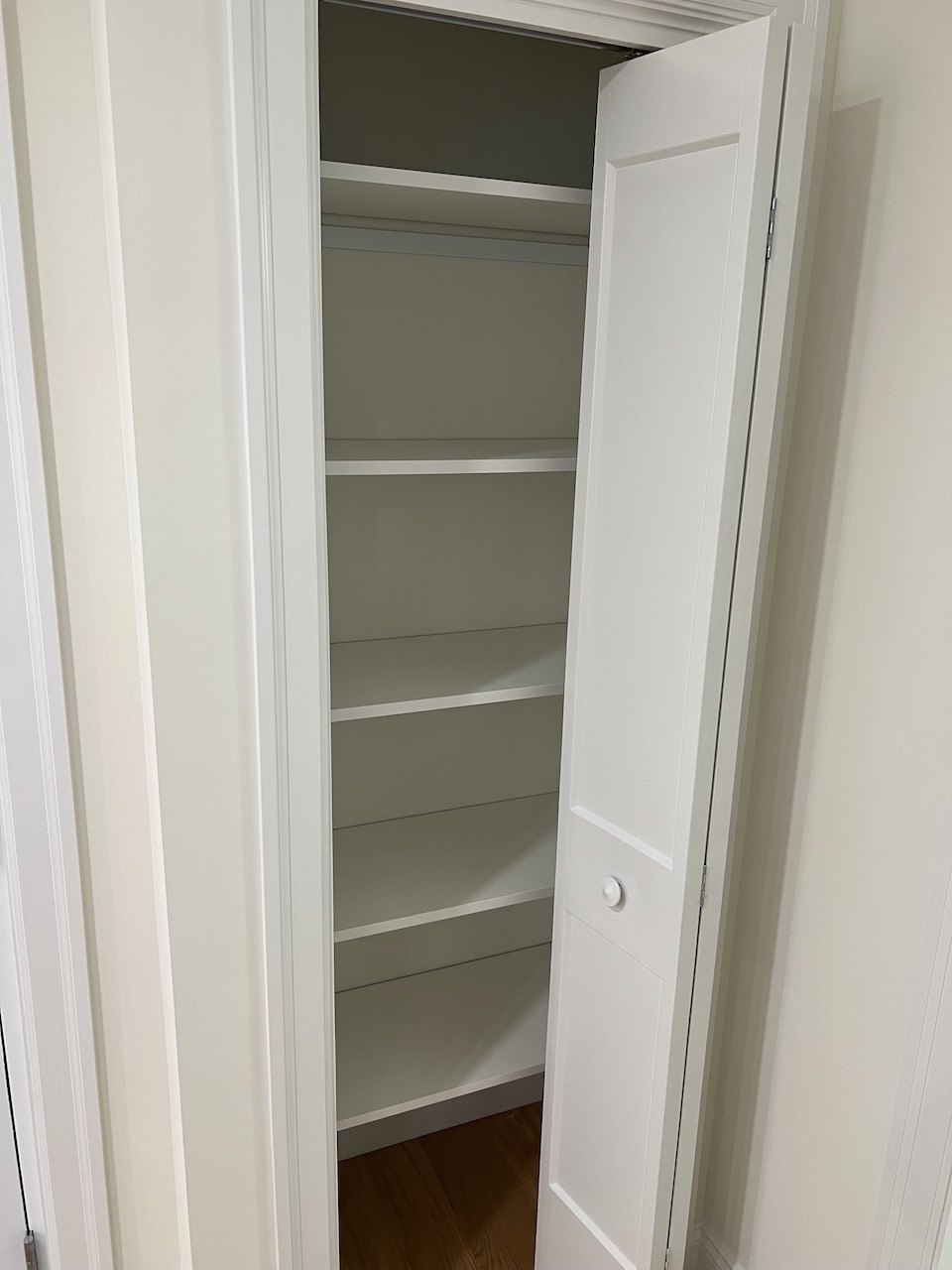 101 Asheville Rd, Chestnut Hill