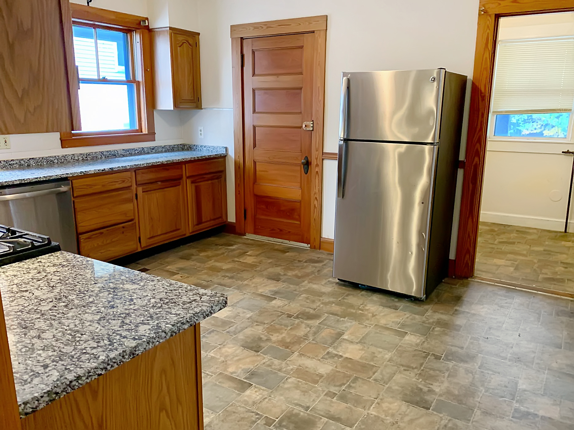 6 Sunmer St, Hyde Park