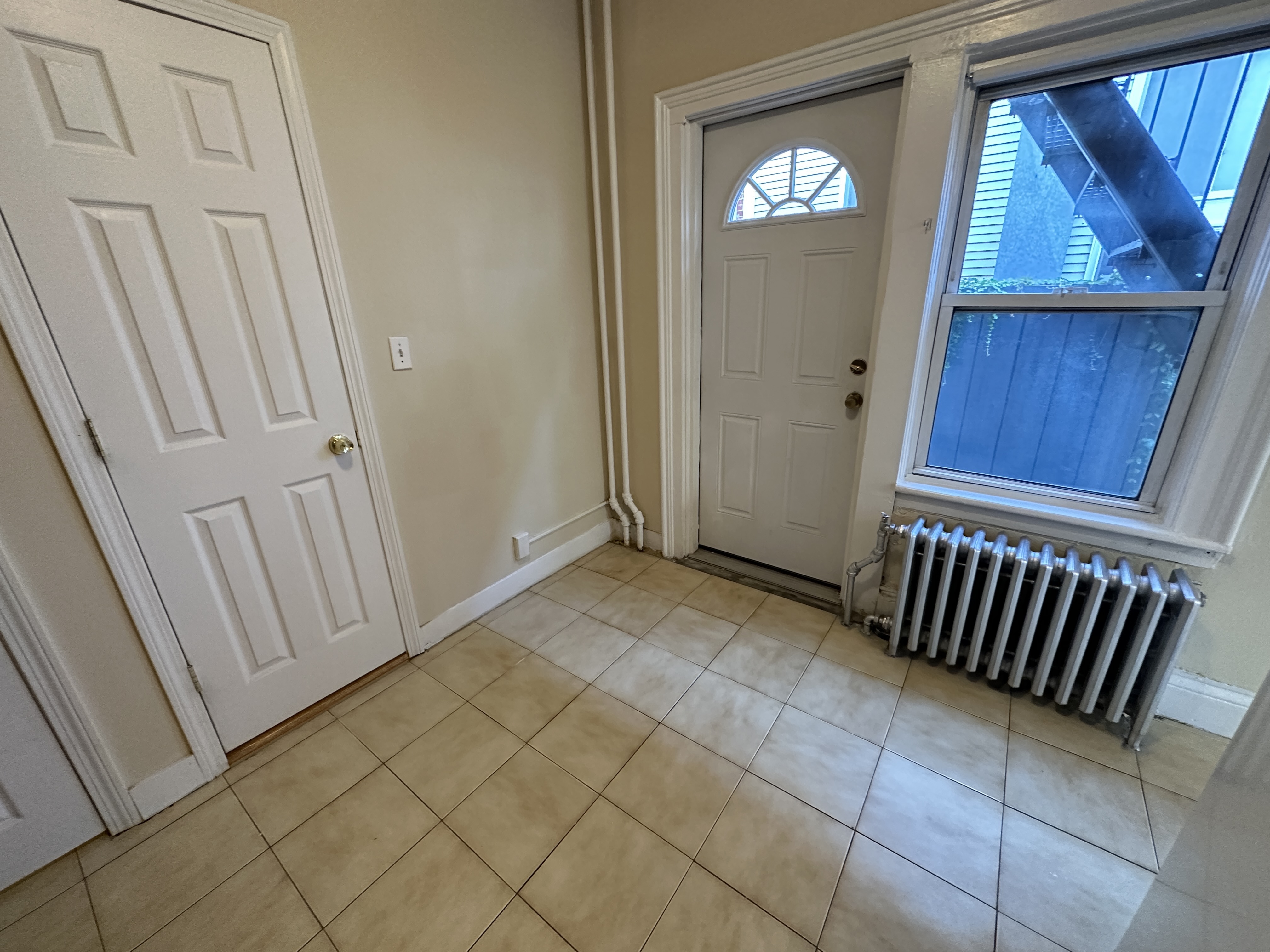 381 Dorchester St, South Boston