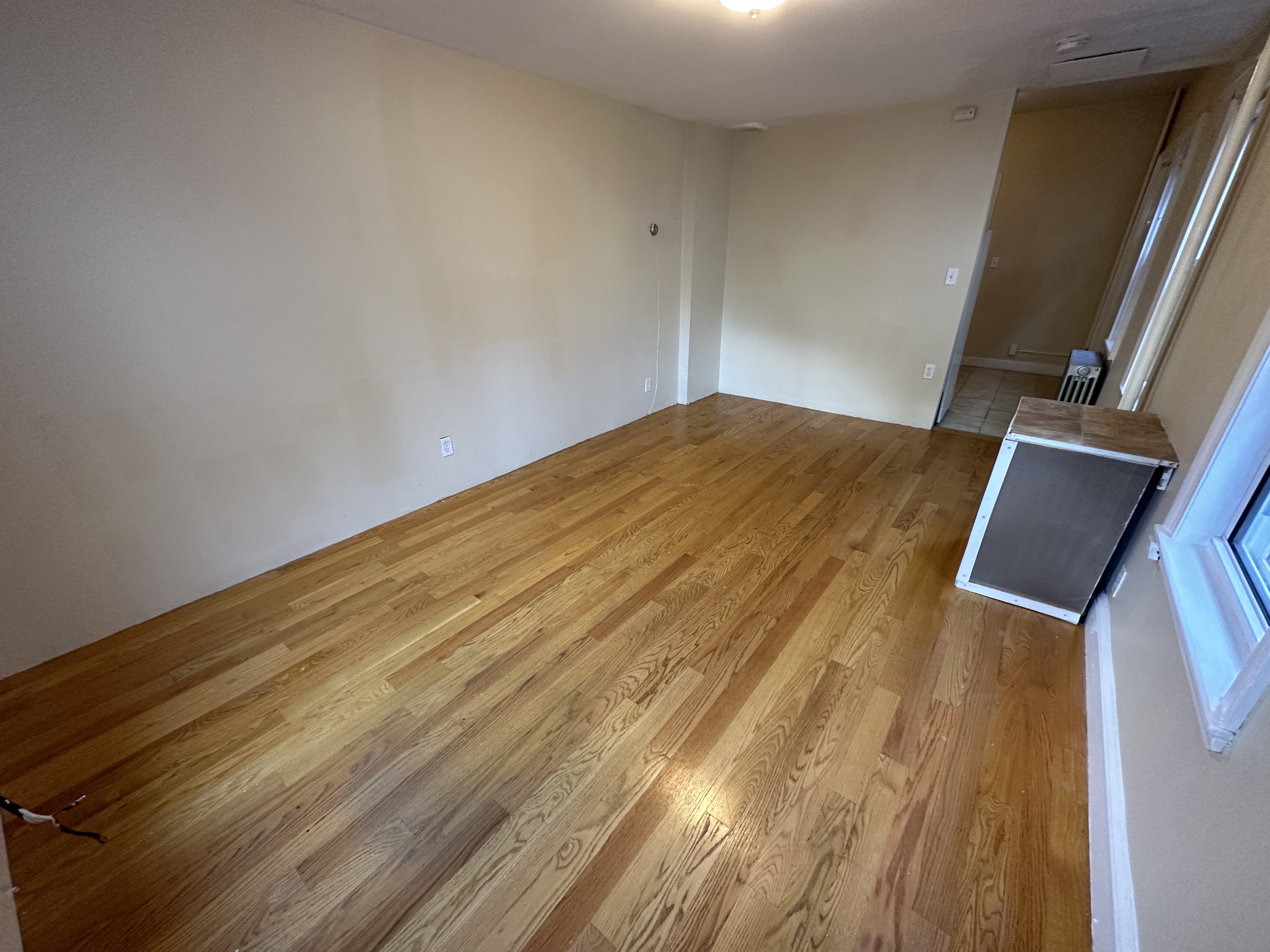 381 Dorchester St, South Boston