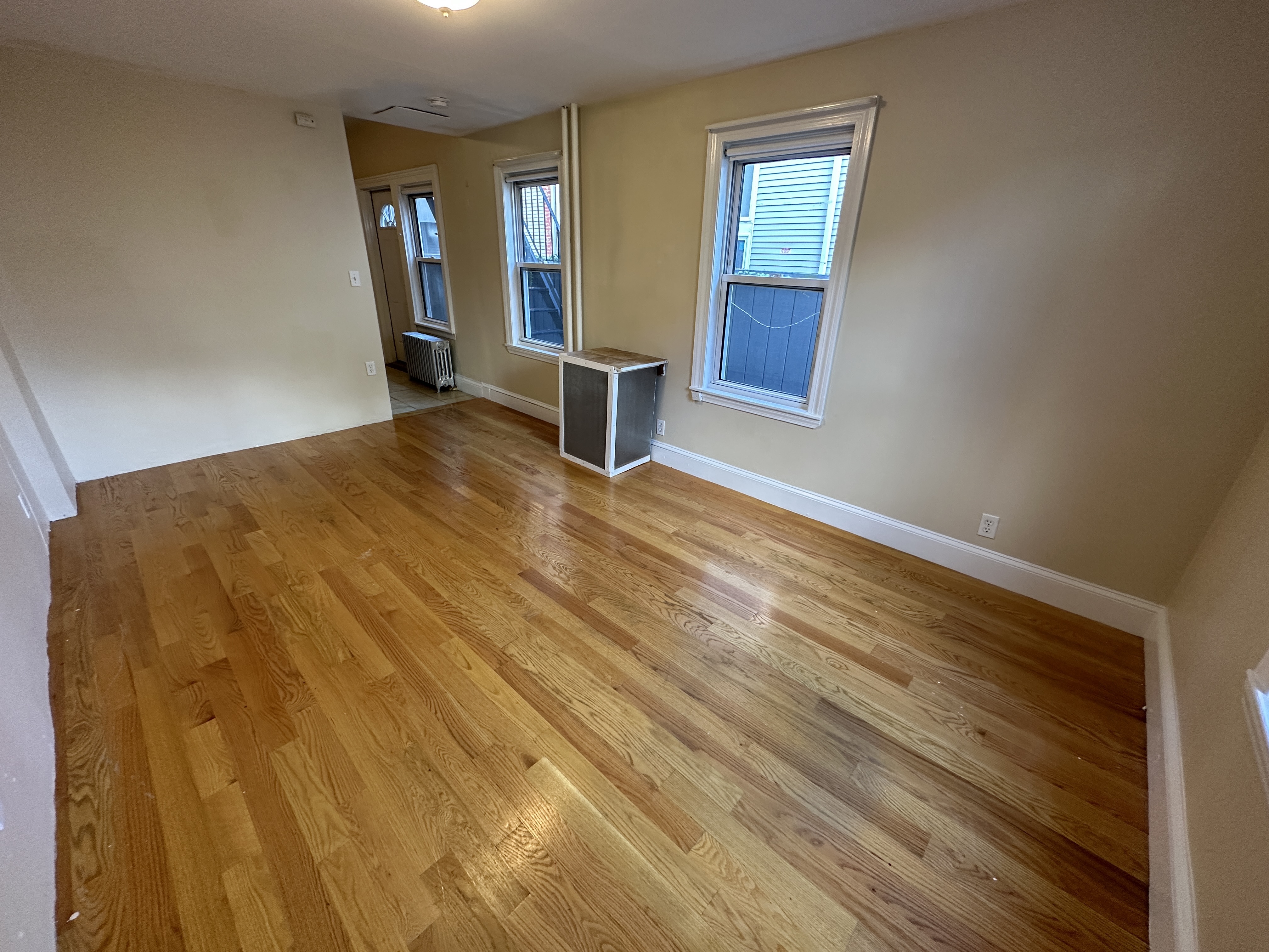 381 Dorchester St, South Boston