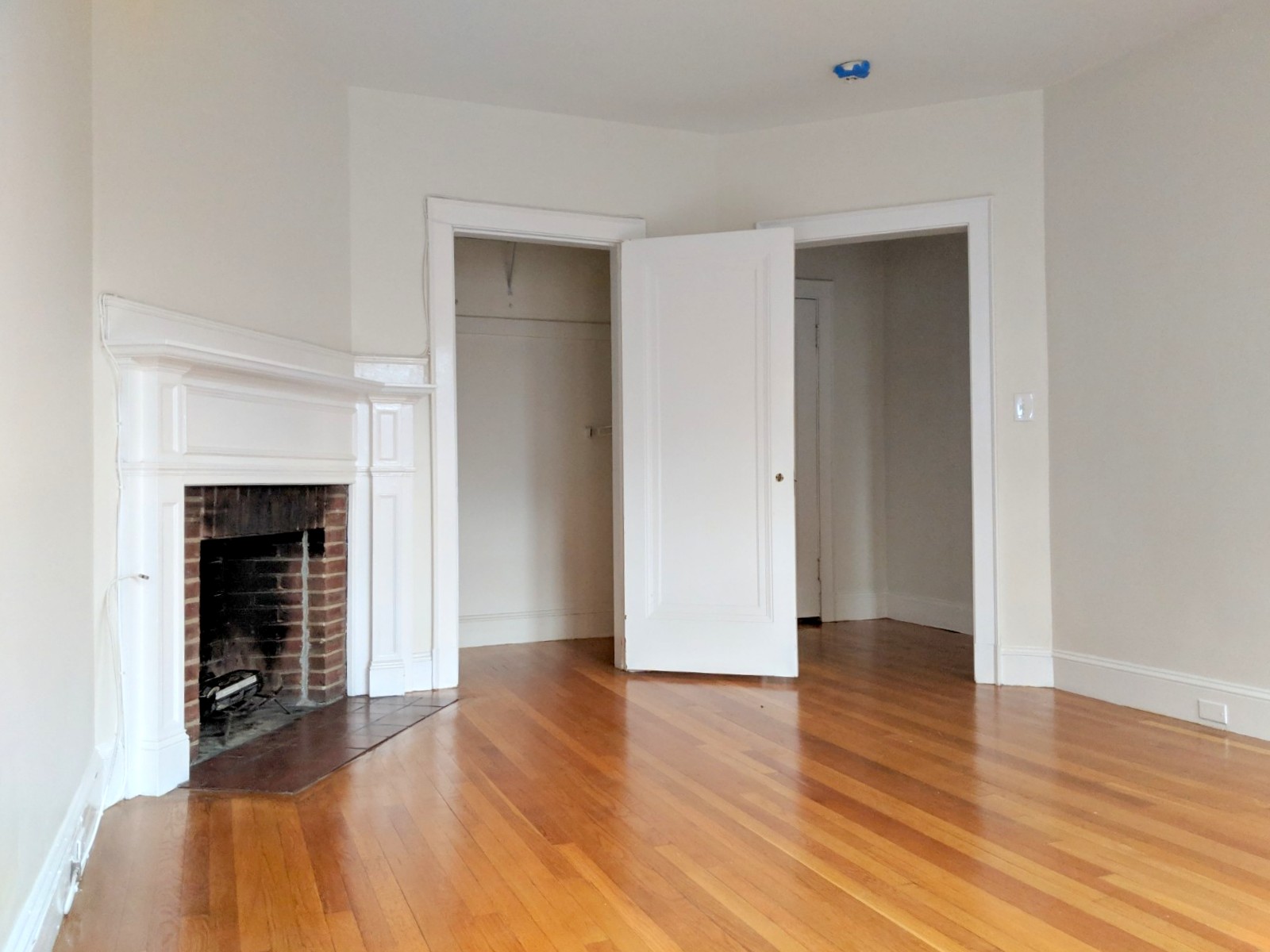 353 Harvard St, Harvard Square