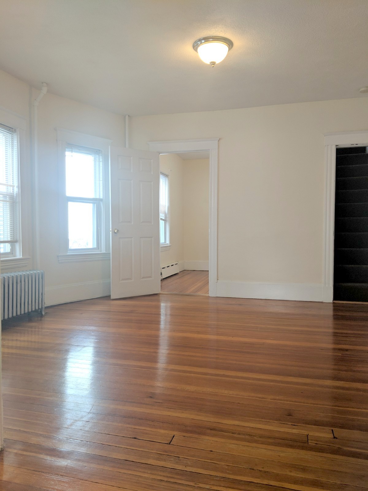 16 Hale Ave, Medford