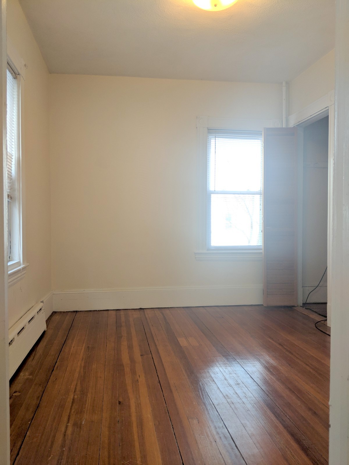 16 Hale Ave, Medford