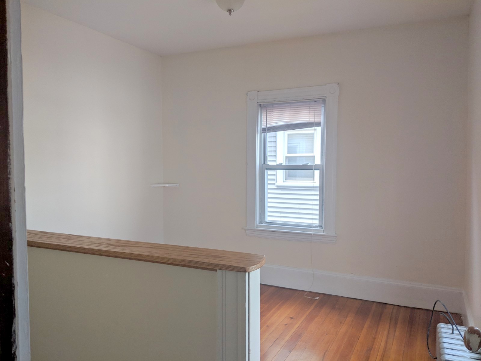 16 Hale Ave, Medford