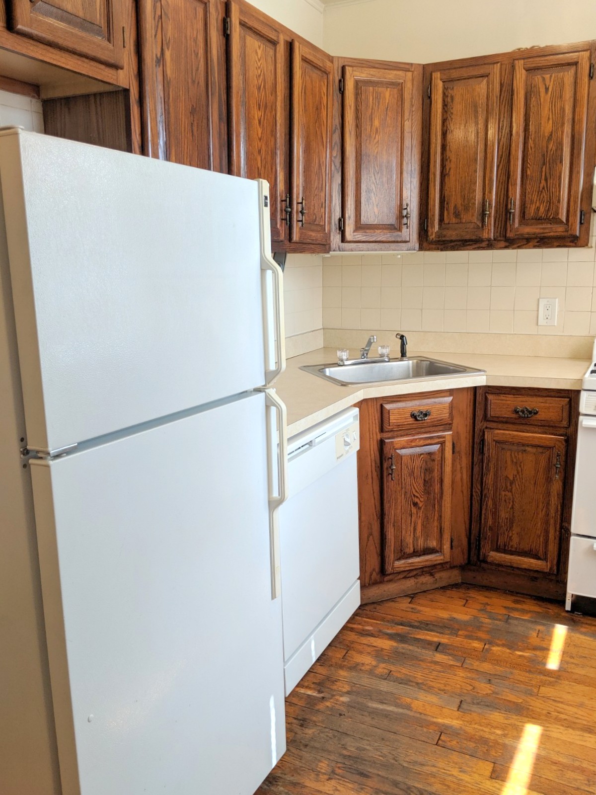 36 College Ave, Davis Square