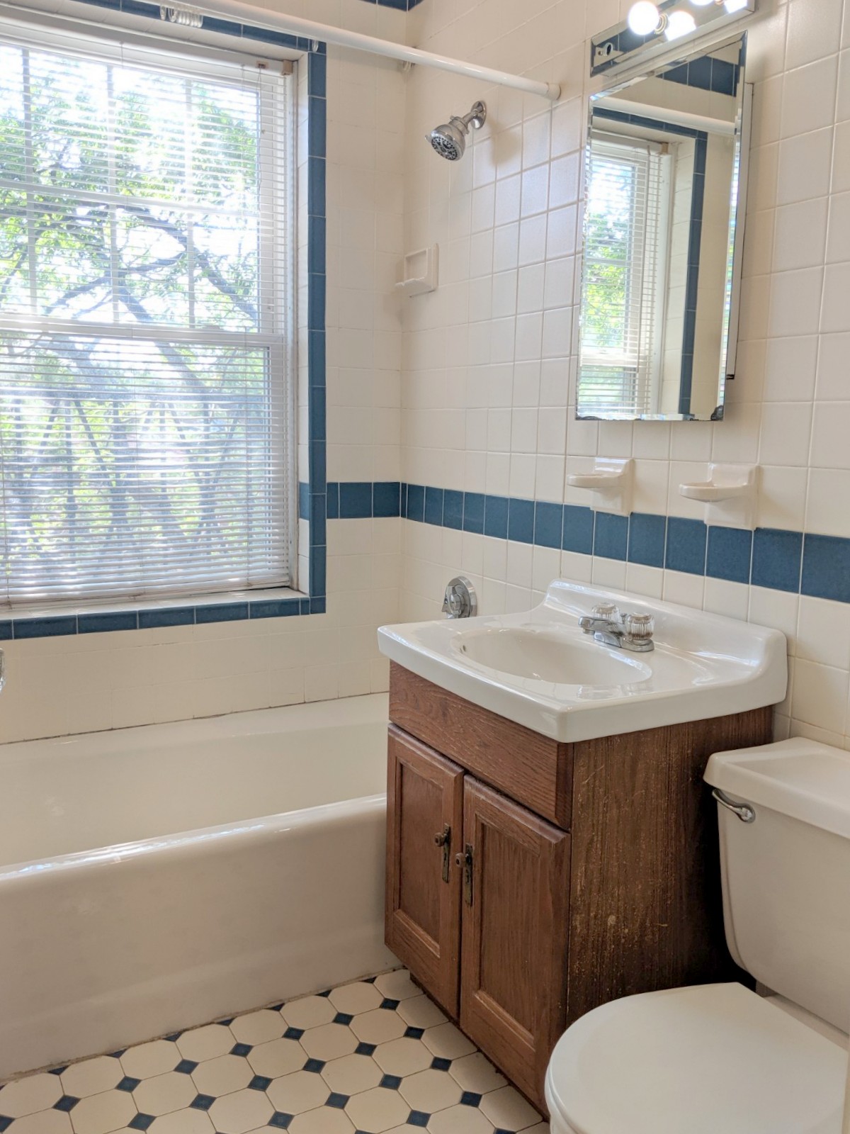 36 College Ave, Davis Square