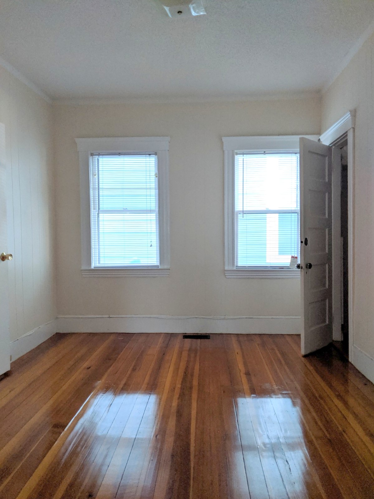 25 Knapp St, Union Square