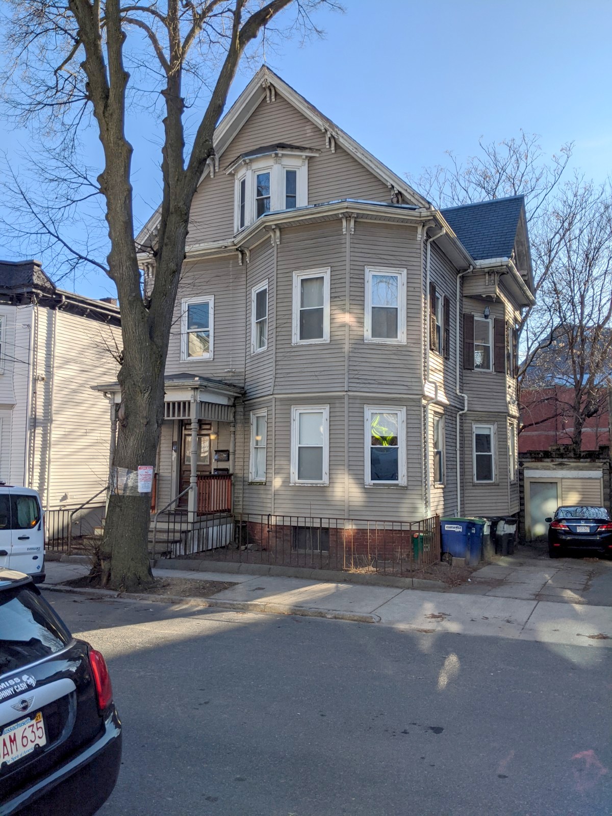 14 Sanborn Ave, Union Square