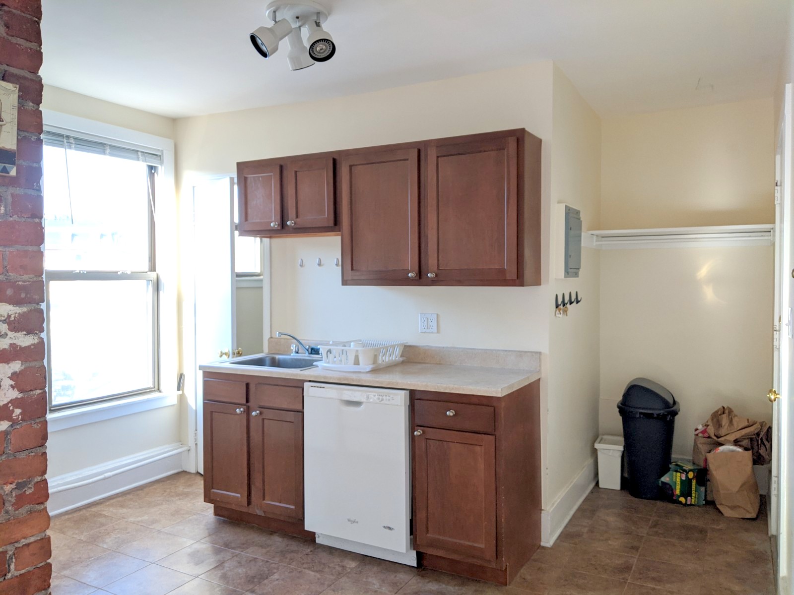 320 Somerville Ave, Union Square