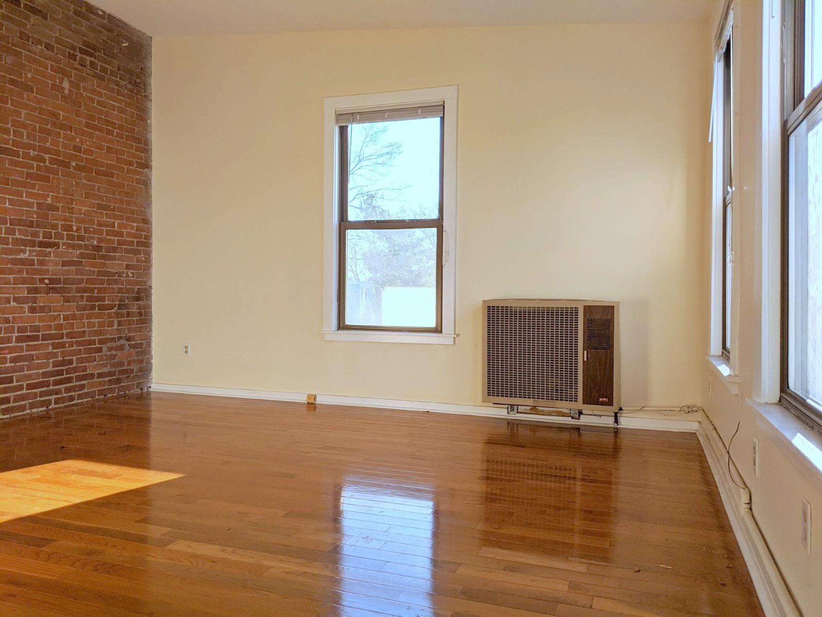 320 Somerville Ave, Union Square