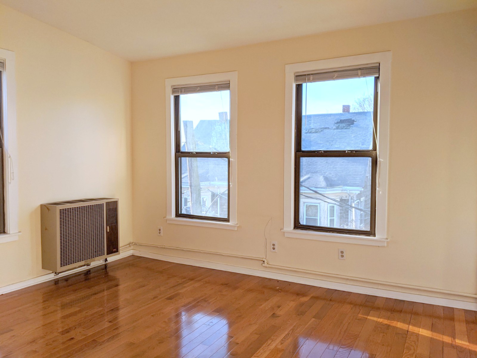 320 Somerville Ave, Union Square