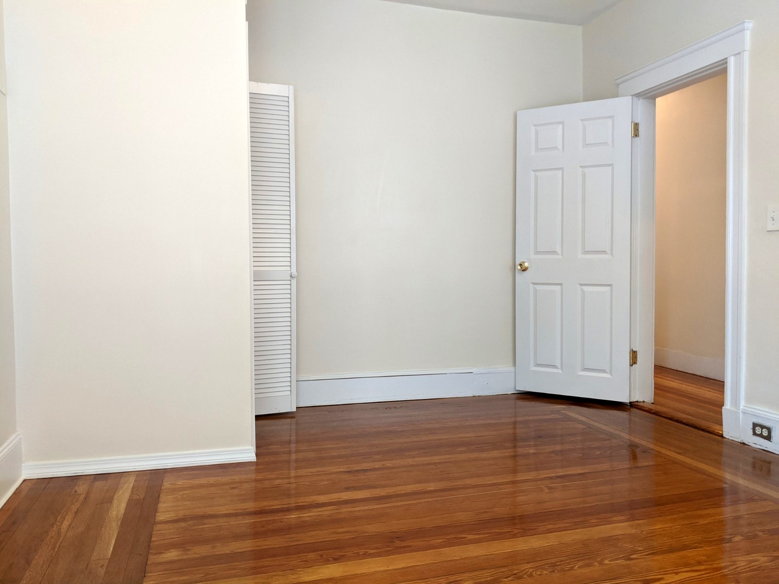 64 Linden Ave, Porter Square