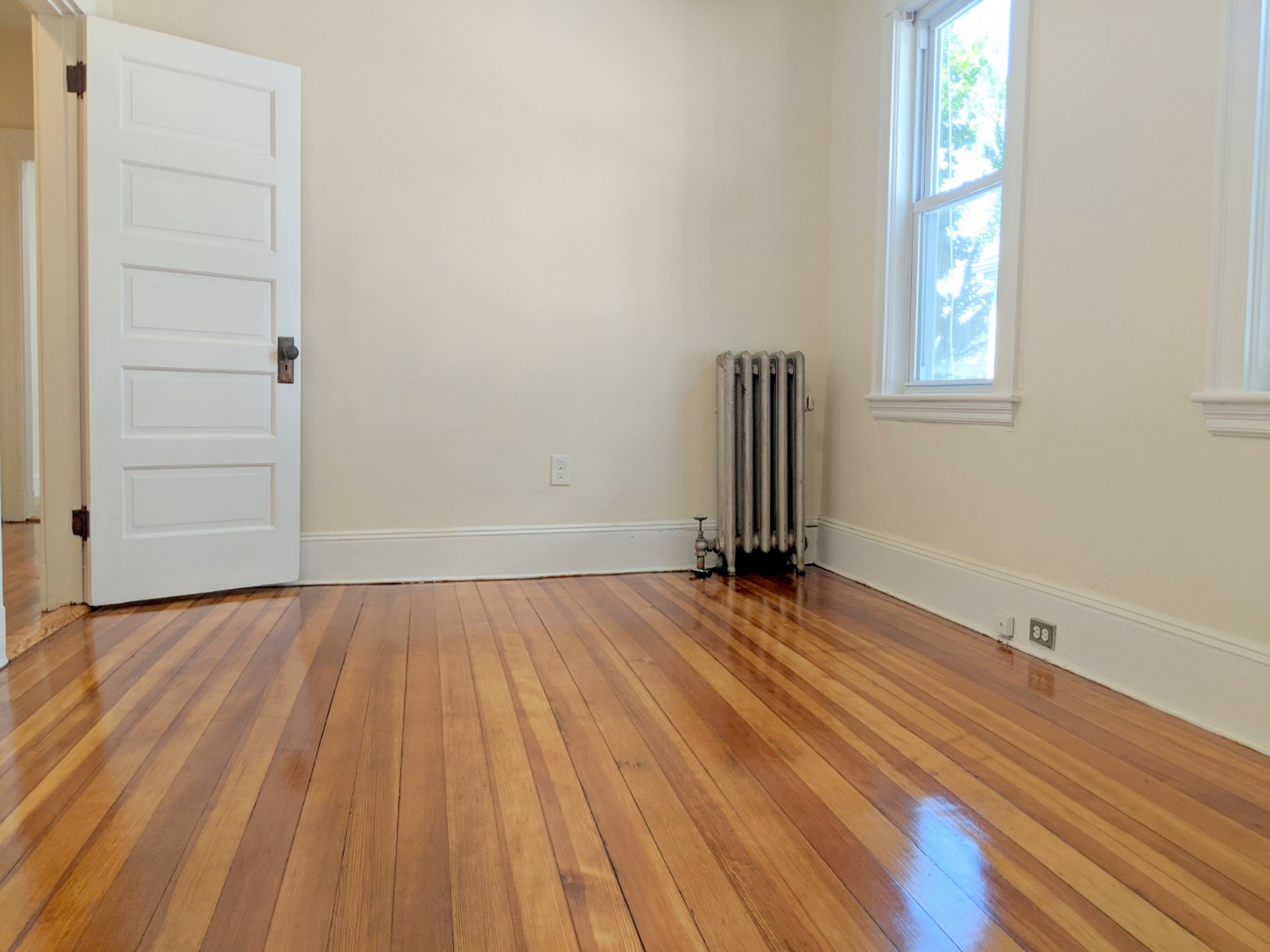 64 Linden Ave, Porter Square