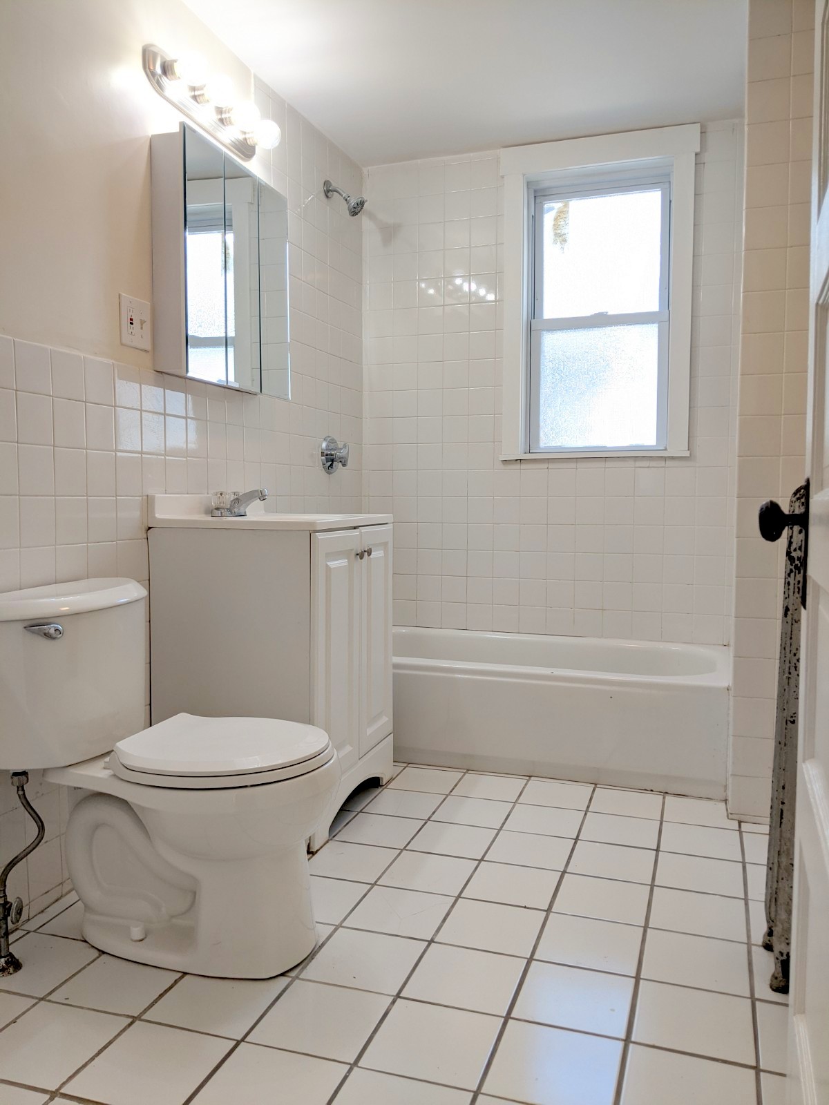 64 Linden Ave, Porter Square