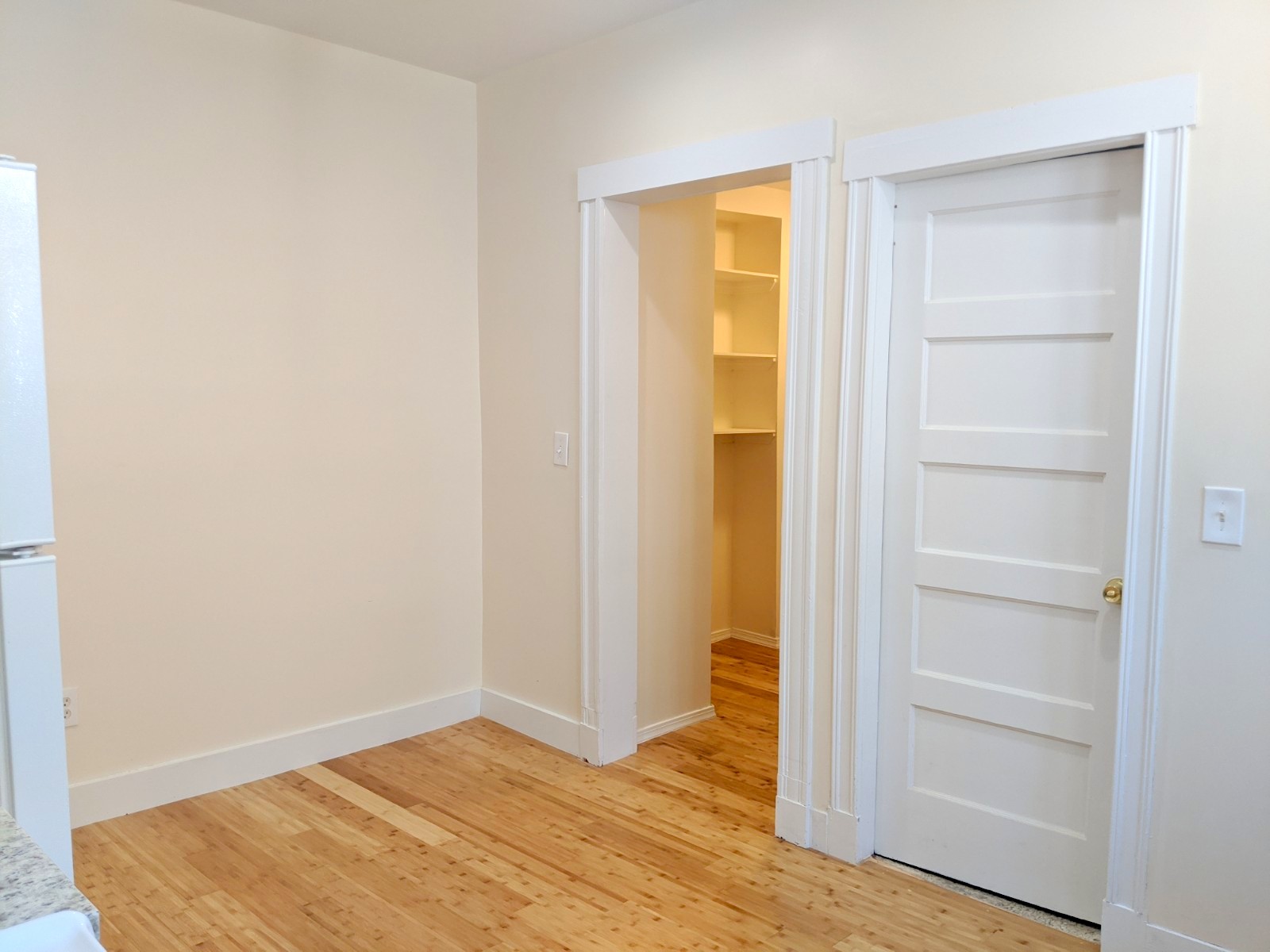 64 Linden Ave, Porter Square