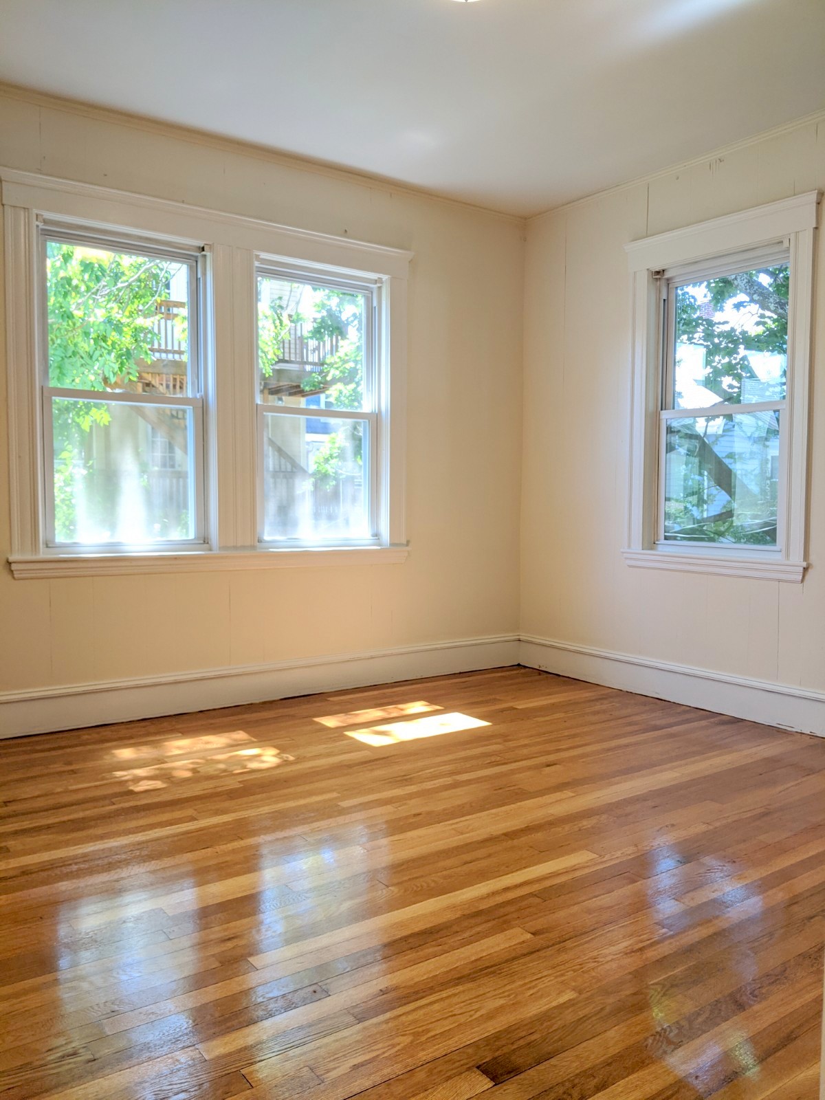 64 Linden Ave, Porter Square