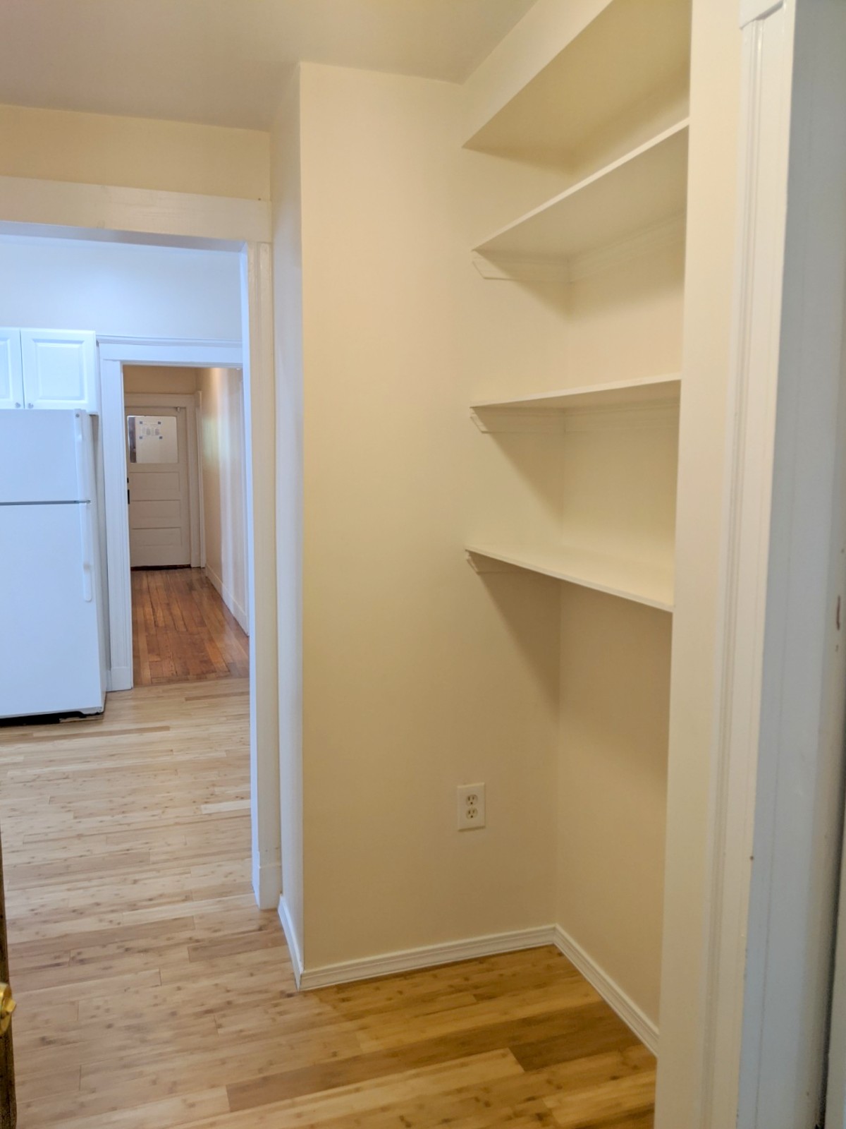 64 Linden Ave, Porter Square