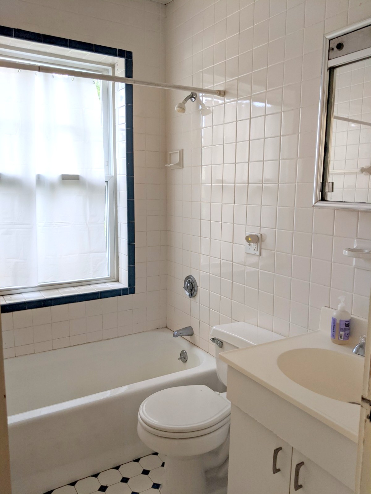 36 College Ave, Davis Square