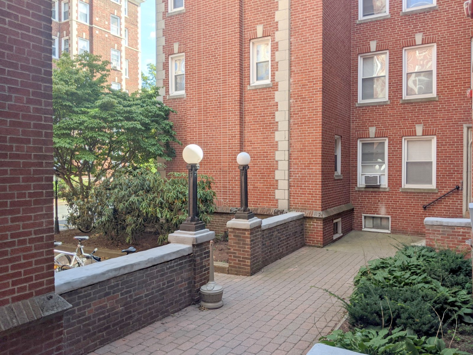 8 Craigie Cr, Harvard Square