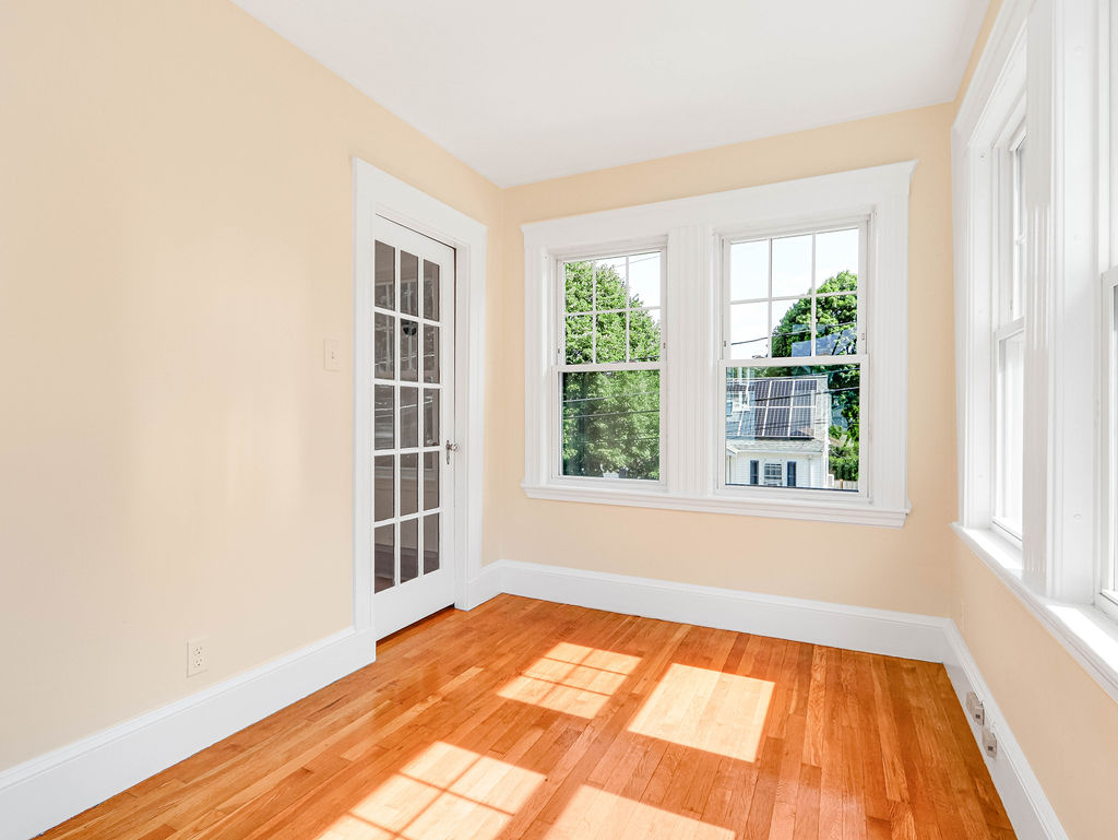 20 Zeller St, Roslindale