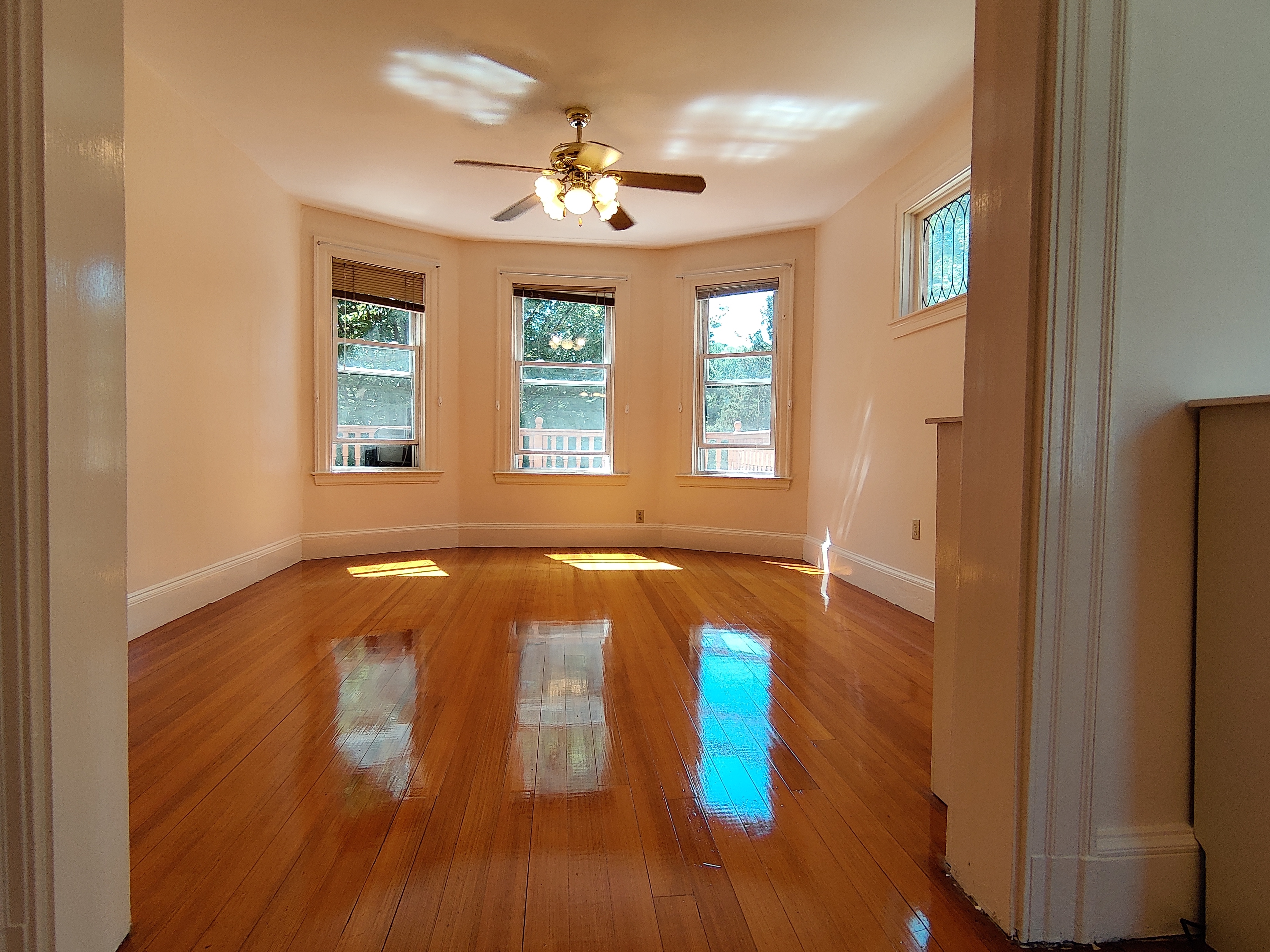 61 Kenwood St, Coolidge Corner