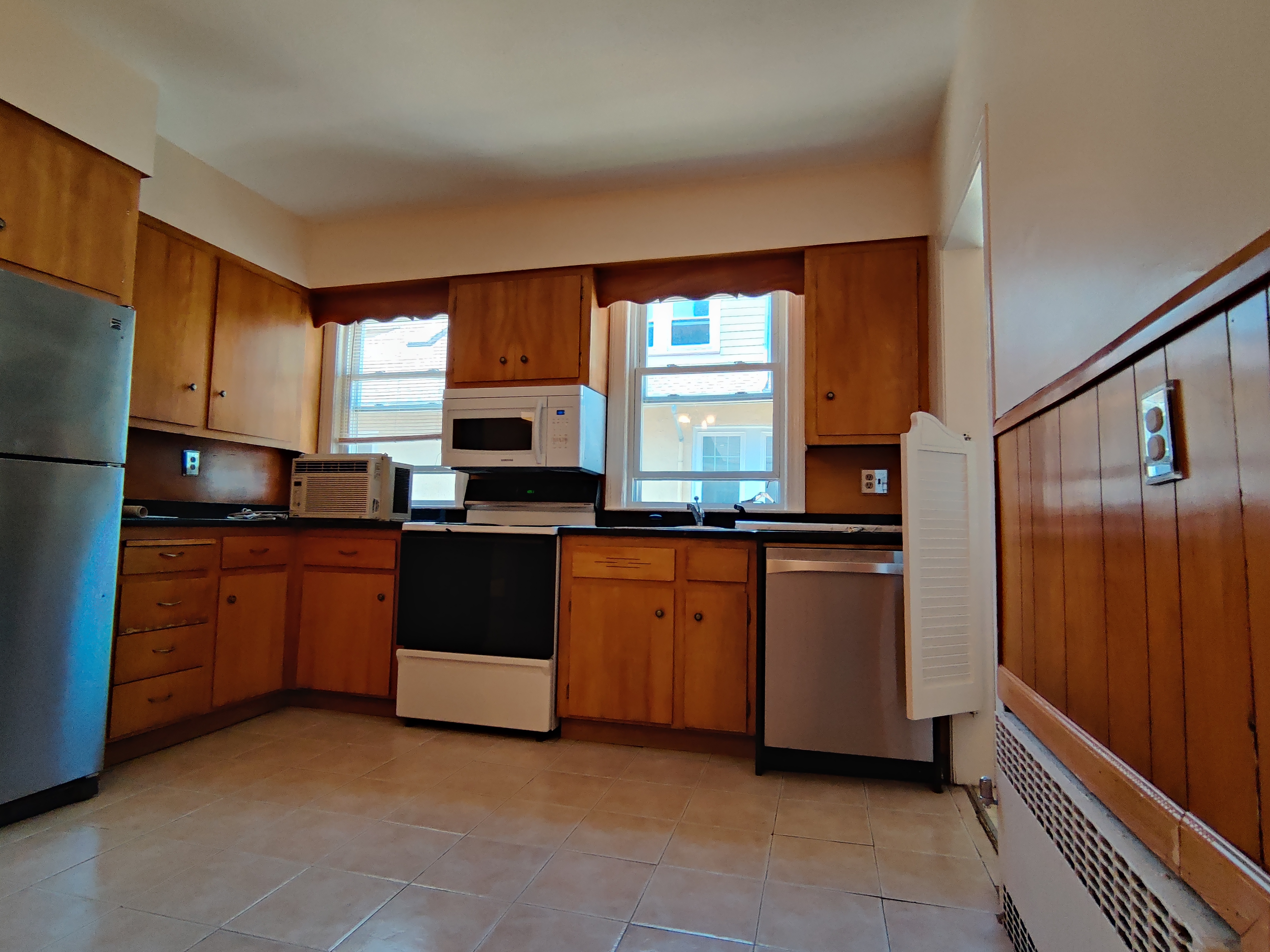 61 Kenwood St, Coolidge Corner