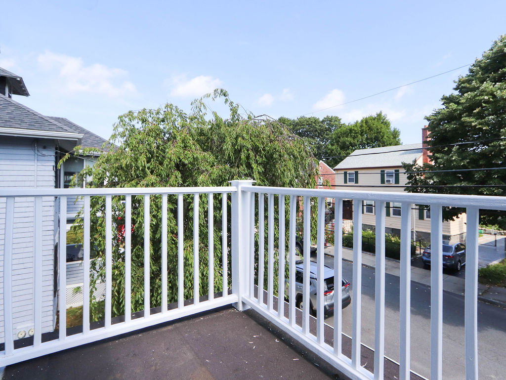 20 Zeller St, Roslindale