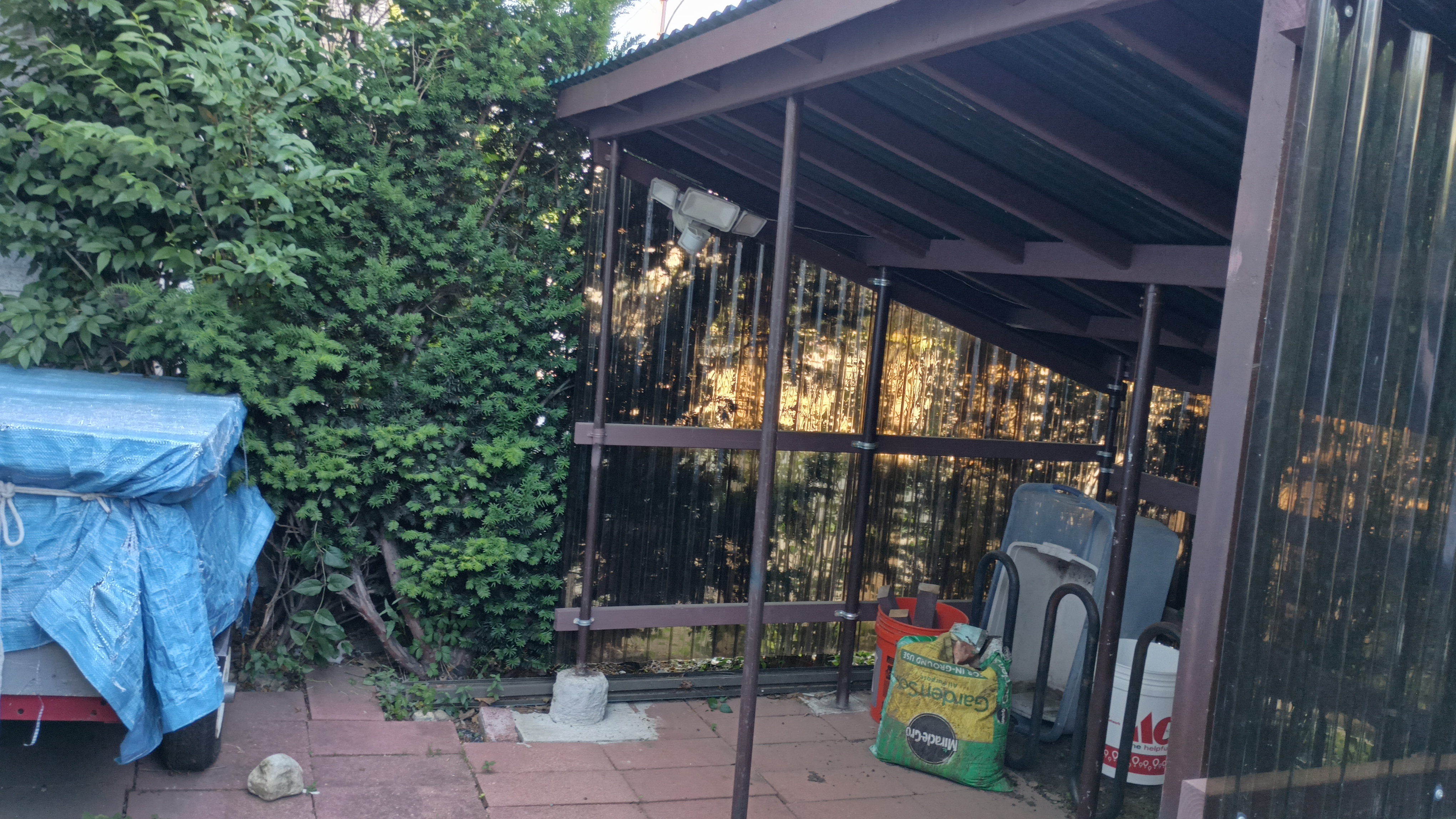 569 Cambridge St, Oak Square