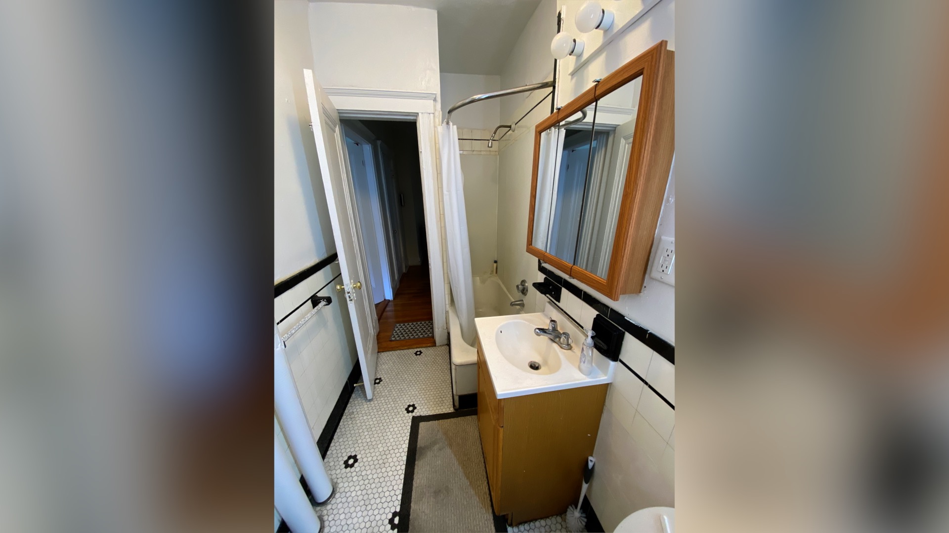 1820 Commonwealth Ave, Brighton