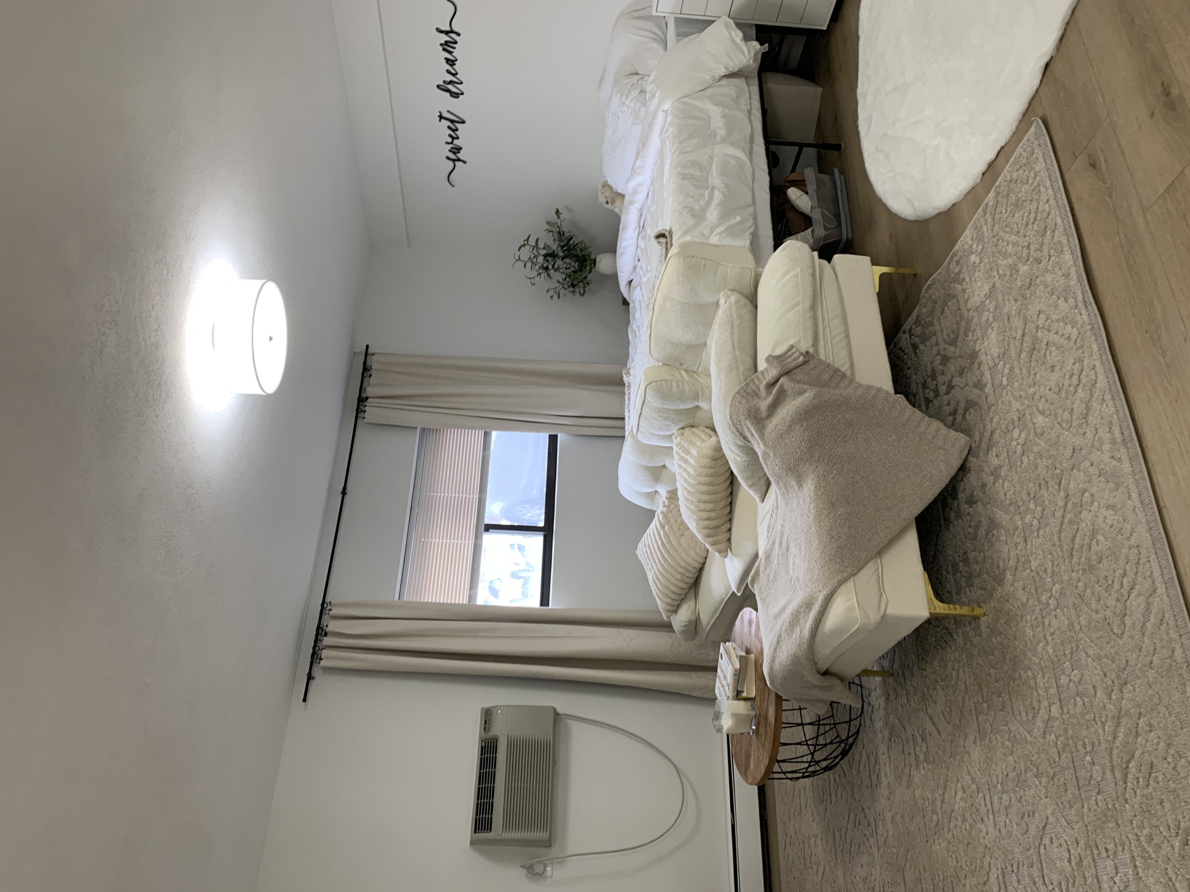 745 East 6th St, South Boston