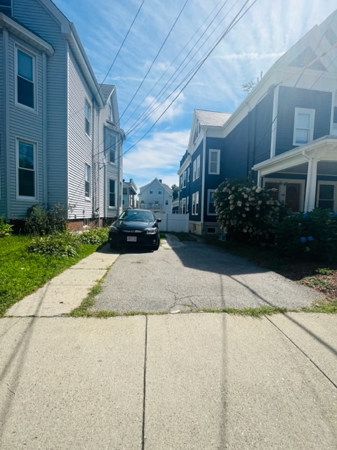 43 Dartmouth St, Winter Hill