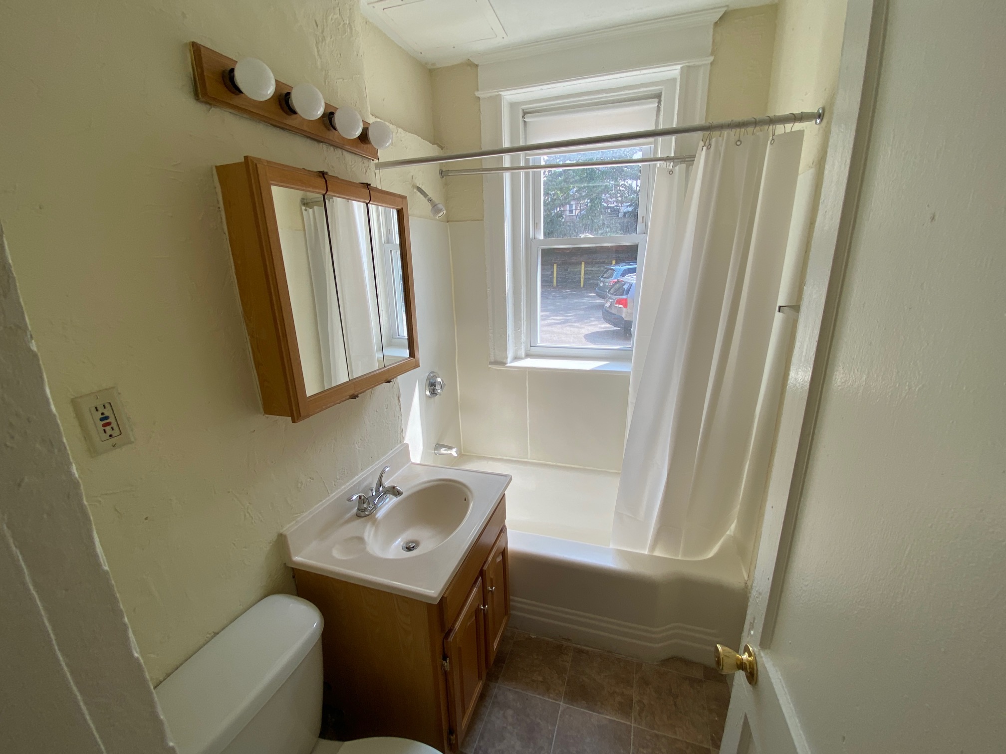 217 Kelton St, Allston