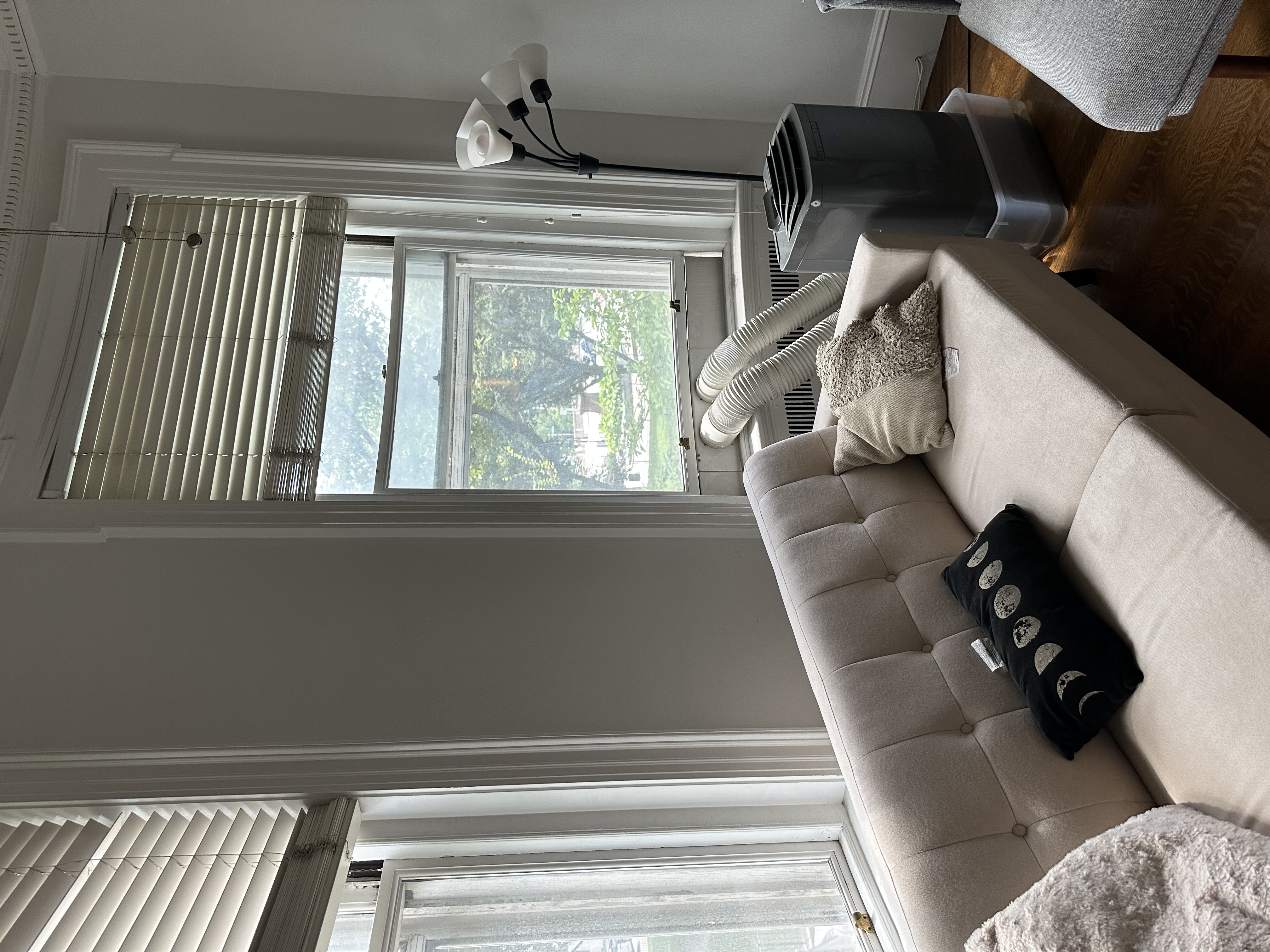 405 Commonwealth Ave, Back Bay