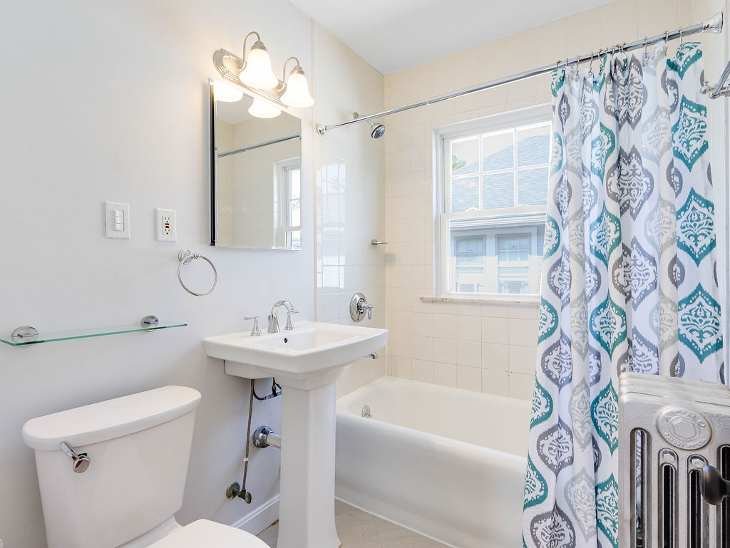 20 Zeller St, Roslindale