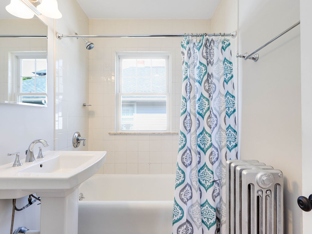 20 Zeller St, Roslindale