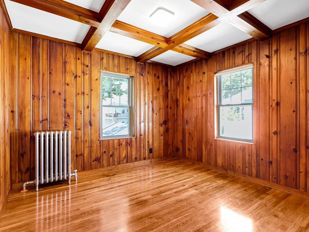 20 Zeller St, Roslindale