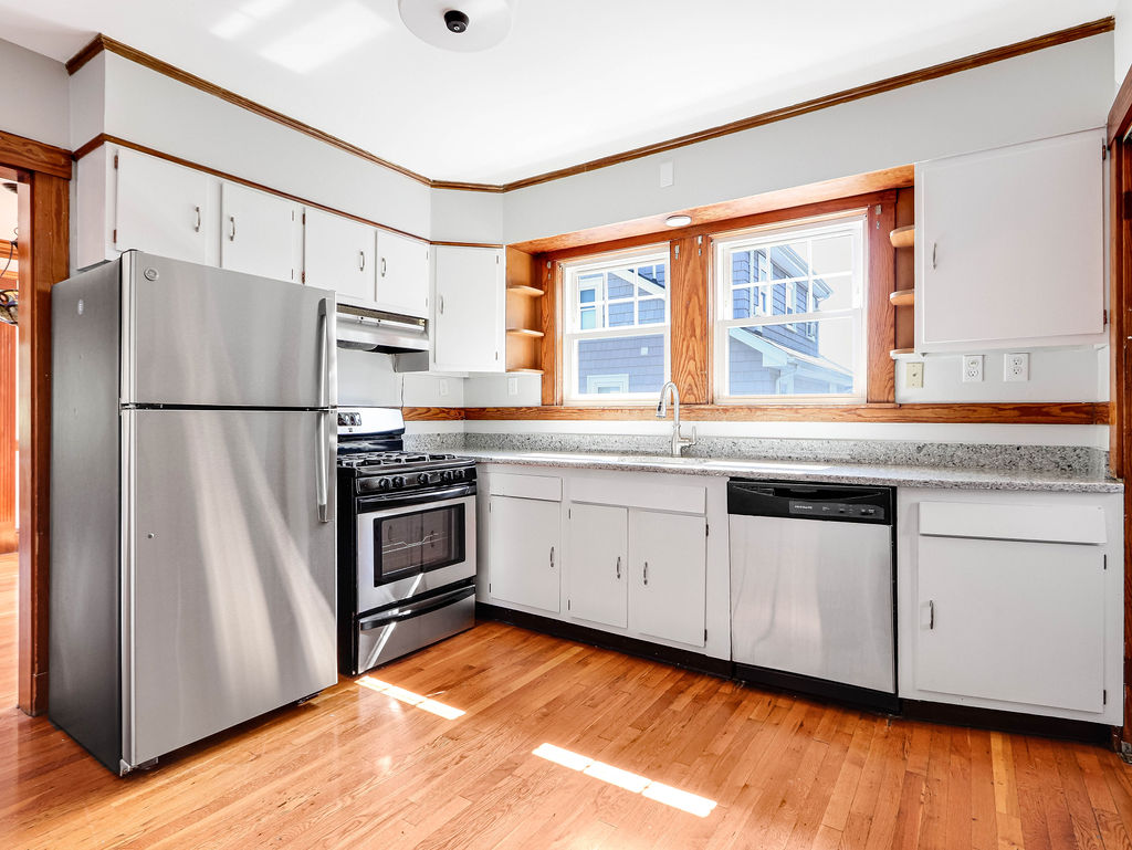 20 Zeller St, Roslindale